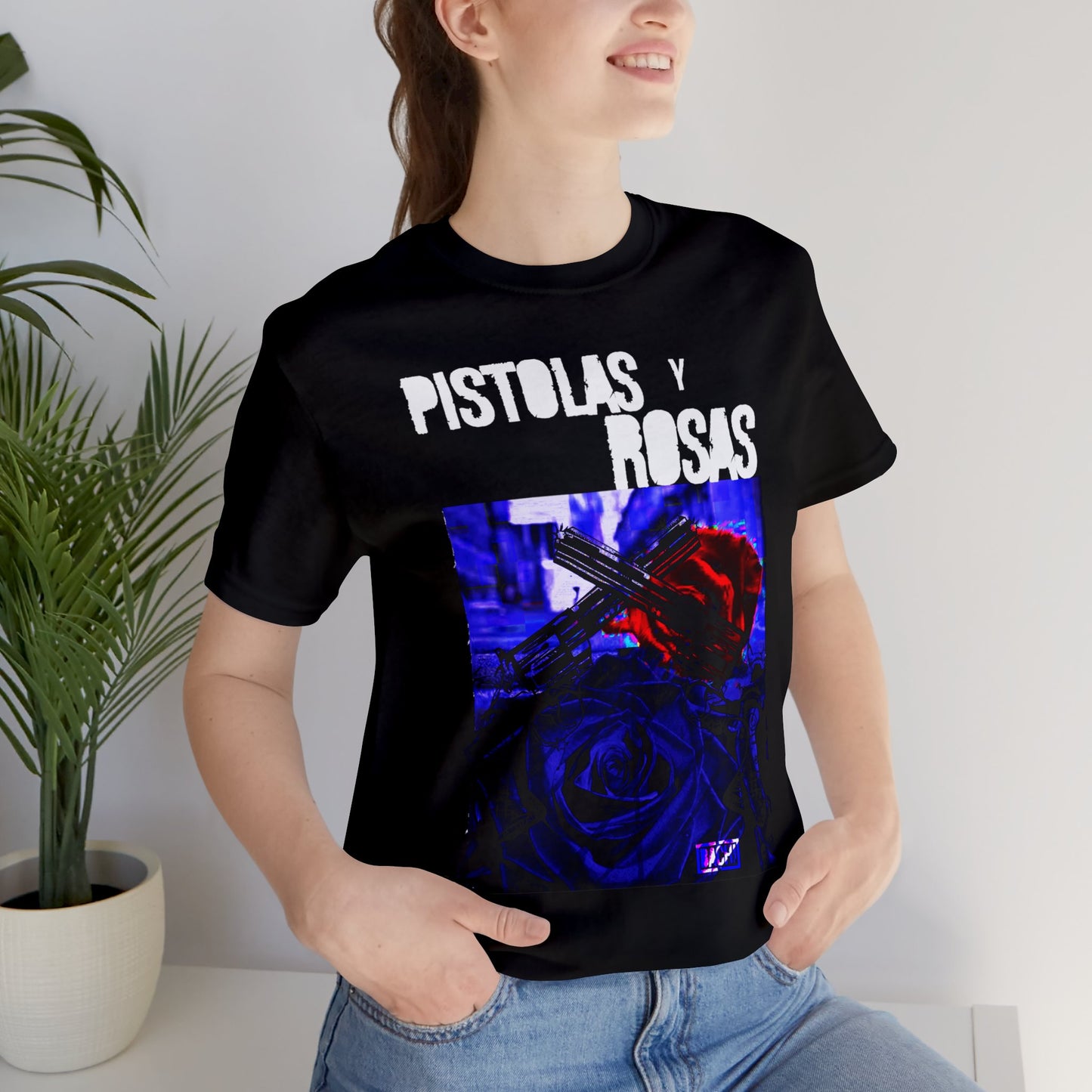 Unisex T-Shirt Pistola Y Rosas